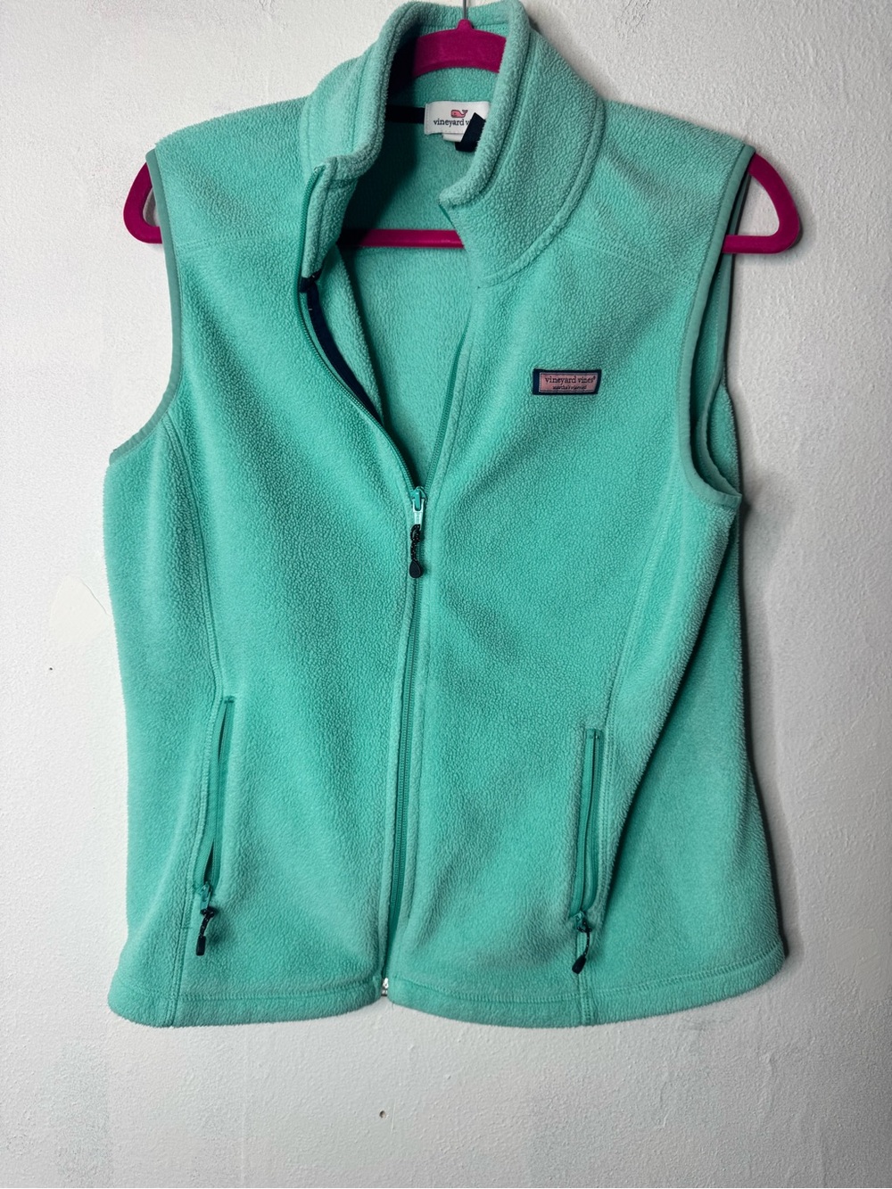 Vineyard vines turquoise fleece vest medium